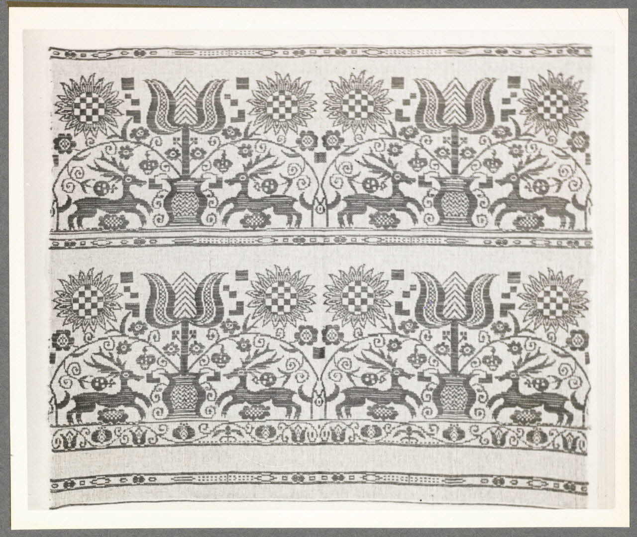 Anonyme photographie Deutsches Heimatwerk (?) Etat fédéré de Berlin, Allemagne 1938 Ph.1941.130.14 Photo