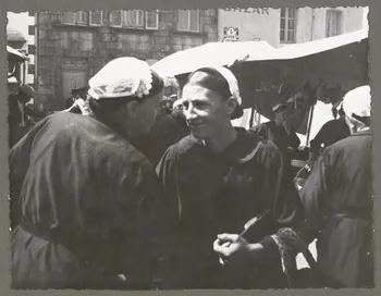 Mademoiselle Senault photographie Foire du 25 août 1939 Bretagne, France 1939/8/25 Ph.1941.146.5  Photo