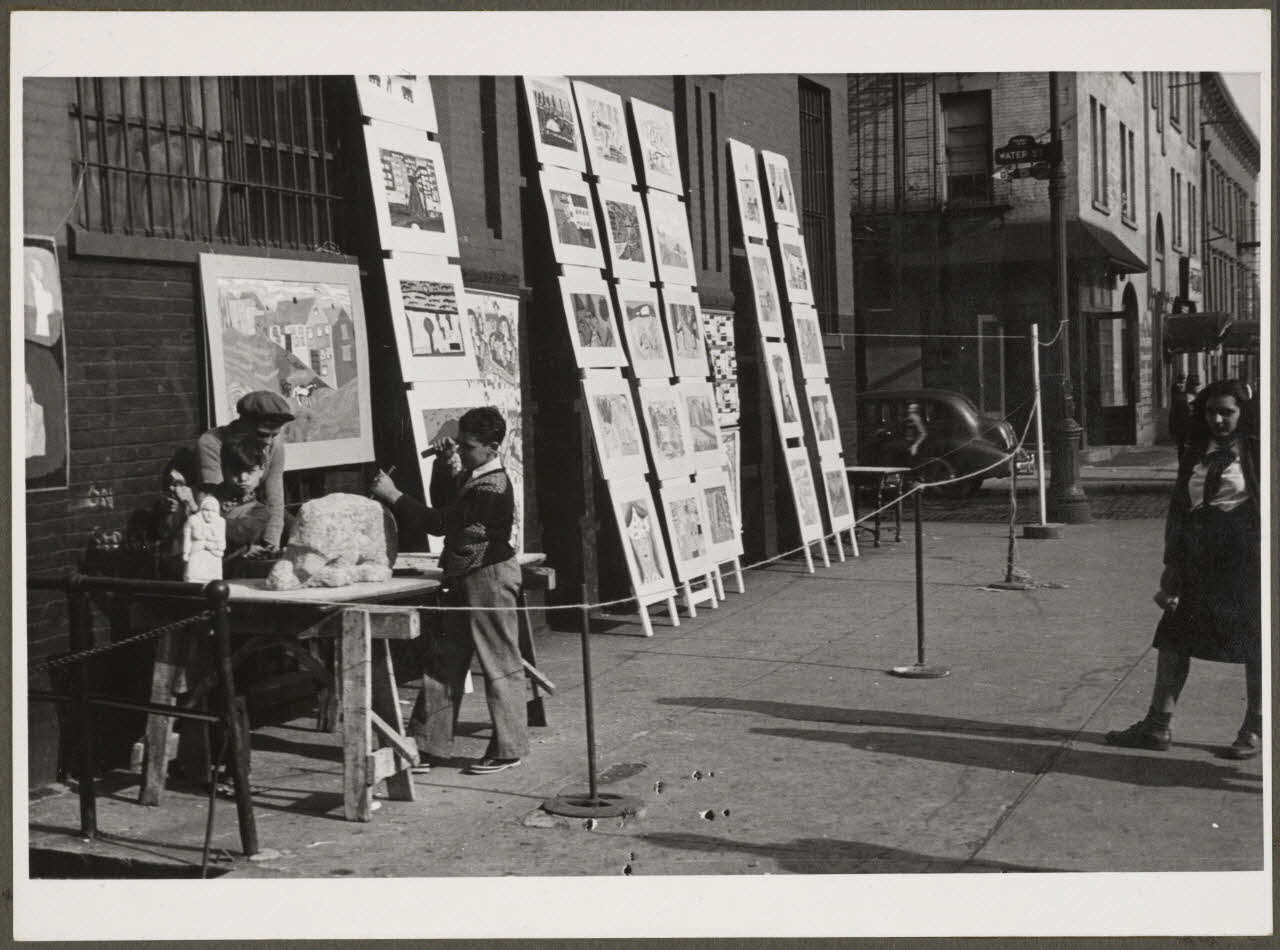 Camelot photographie Jeunes artistes travaillant dans la rue Etat de New York, Etats-Unis 1939/5/1 Ph.1941.19.1 Photo