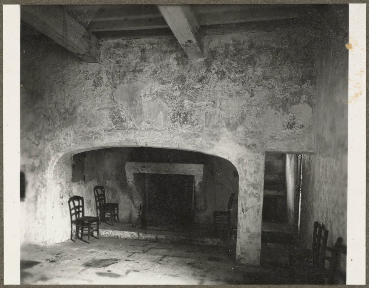 M. Poirion photographie Cheminée Provence-Alpes-Côte d'Azur, France 1941 Ph.1941.25.5 Photo
