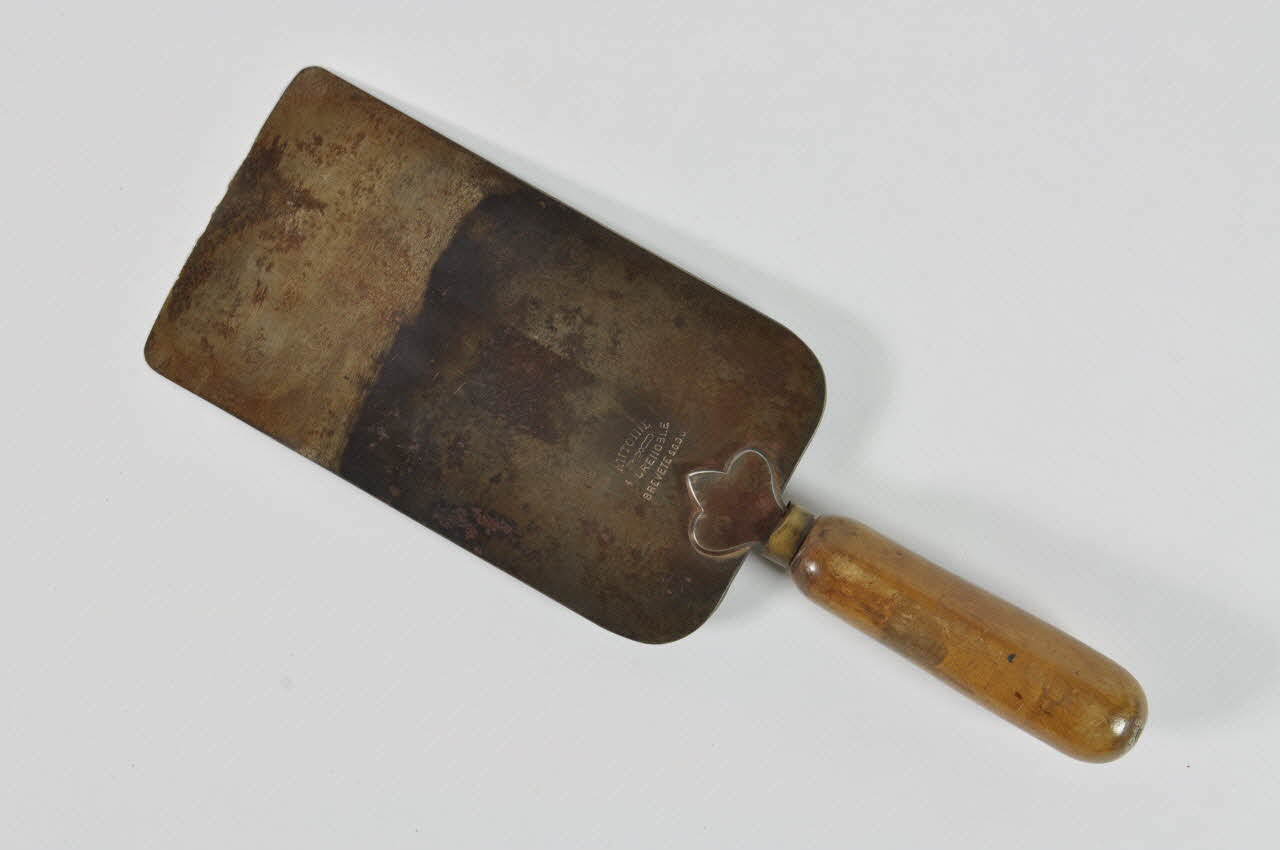 COUTEAU A DOLER 1963.50.68 Photo Mucem