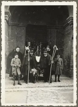 Anonyme photographie La charrette des bergers à Noël Provence-Alpes-Côte d'Azur, France 1941 Ph.1941.38.14 Photo Mucem