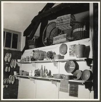 Pierre Séguy photographie Orléans. Exposition. Tradition et renouveau (1er mai 1941) Centre, France 1941/5/1 Ph.1941.4.24 Photo Mucem / Pierre Séguy