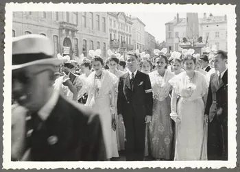 Barral photographie Fête du costume. Femmes Provence-Alpes-Côte d'Azur, France 1938 Ph.1941.70.2 Photo