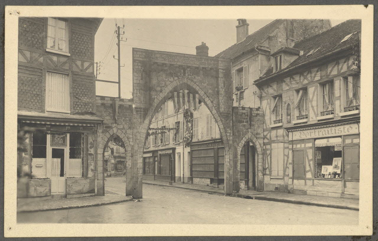 Anonyme photographie Porte Picardie, France 1937/5/16 Ph.1941.73.18 Photo
