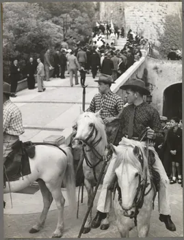 Anonyme photographie Fête folklorique à Monaco (14 mai 1938) Monaco 1938/5/14 Ph.1941.74.1 Photo