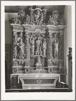 Service des Monuments Historiques photographie Eglise. Retable Bretagne, France 1942/4/11 Ph.1942.67.3  Photo