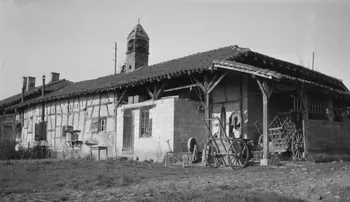 Parmeland photographie MNATP. Enquête à Romenay Bourgogne, France 1943/4/13 Ph.1943.147.33 Photo