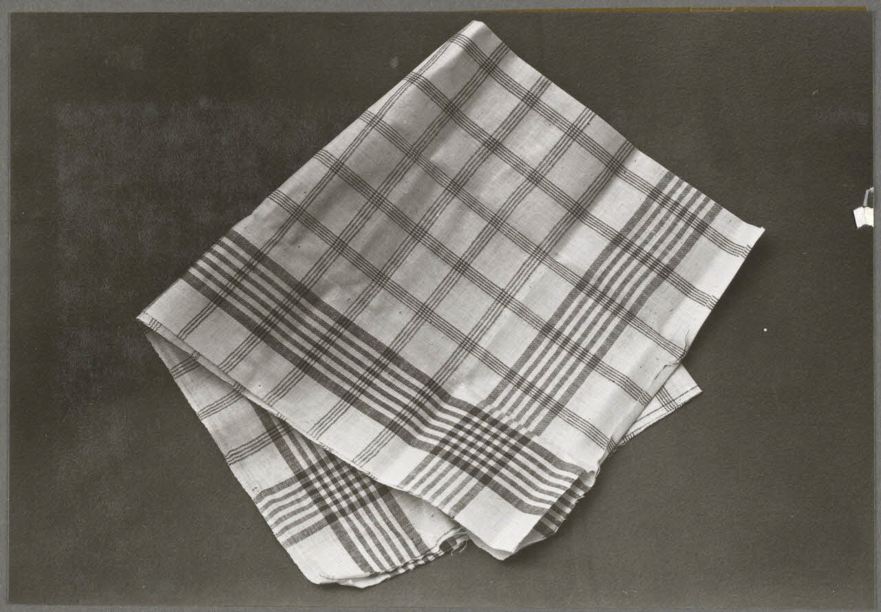 J. Evrat photographie Angers. Exposition. Renouveau et tradition ( 3 octobre - 11 octobre 1942) Pays de la Loire, France 1942/10/3 Ph.1943.60.12 Photo