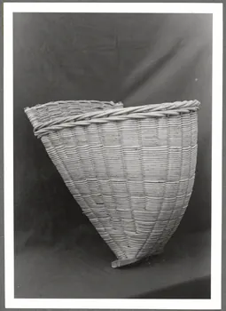 J. Evrat photographie Angers. Exposition. Renouveau et tradition ( 3 octobre - 11 octobre 1942) Pays de la Loire, France 1942/10/3 Ph.1943.60.4  Photo