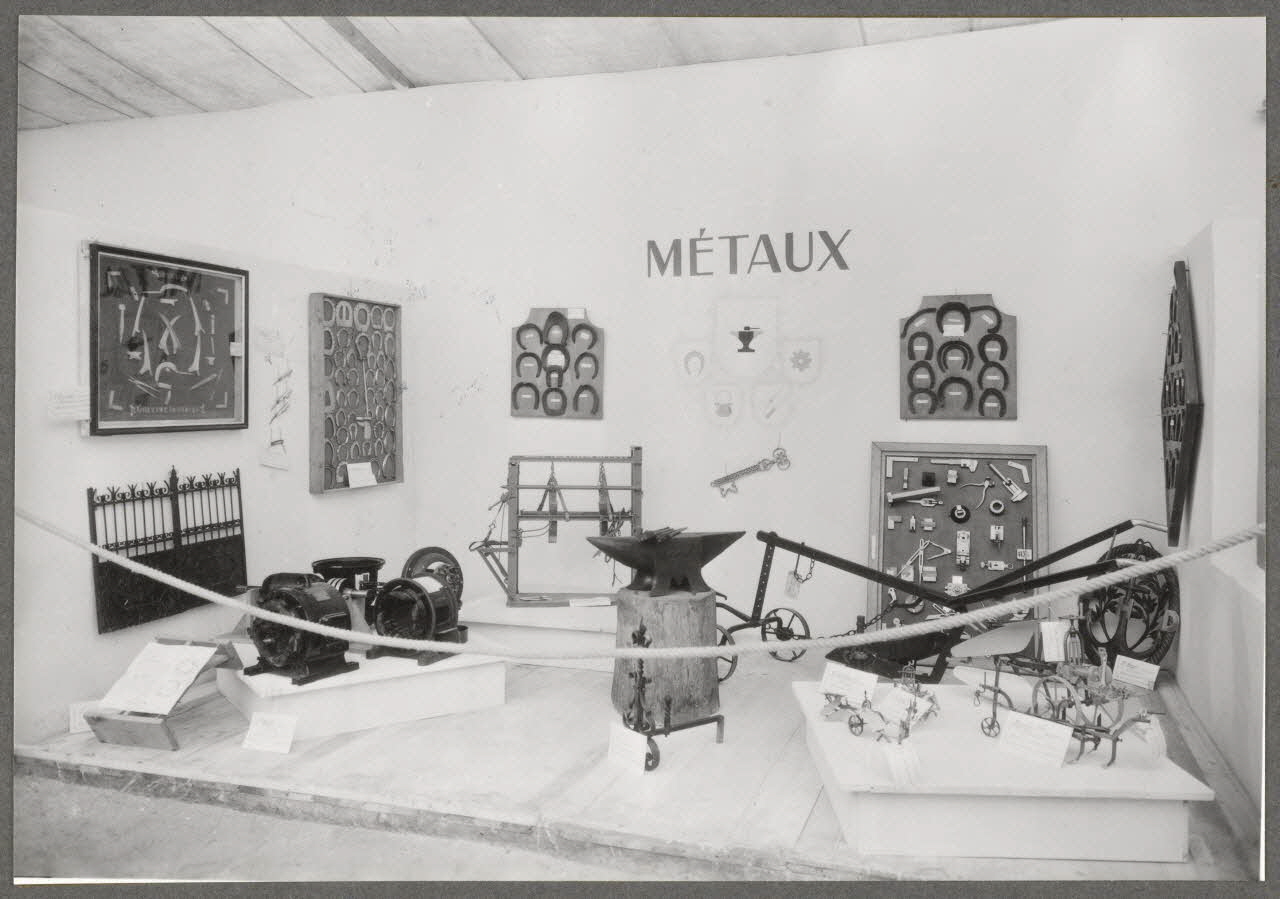 J. Evrat photographie Angers. Exposition. Renouveau et tradition ( 3 octobre - 11 octobre 1942) Pays de la Loire, France 1942/10/3 Ph.1943.60.7 Photo