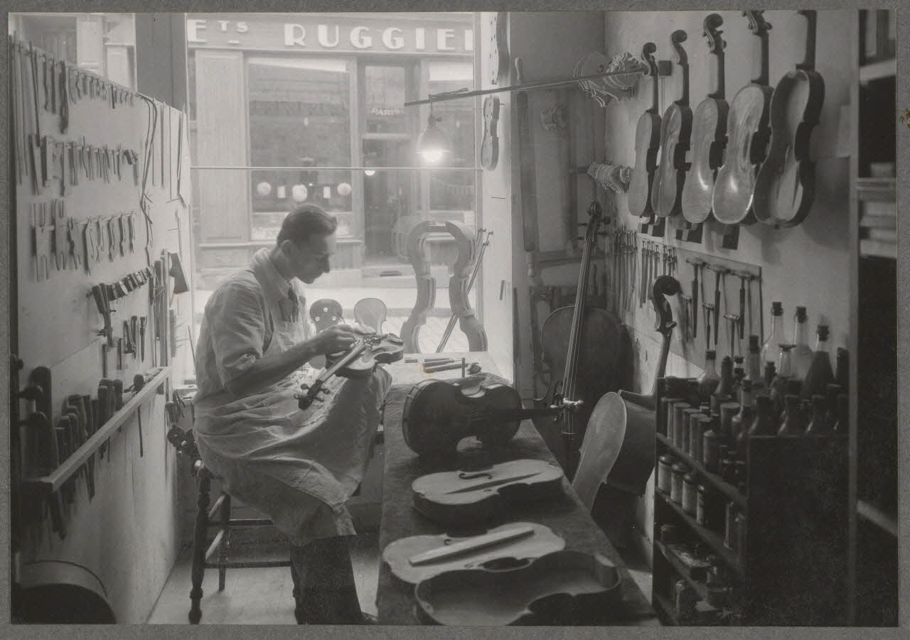 J. Evrat photographie Angers. Exposition. Renouveau et tradition ( 3 octobre - 11 octobre 1942) Pays de la Loire, France 1942/10/3 Ph.1943.60.9 Photo