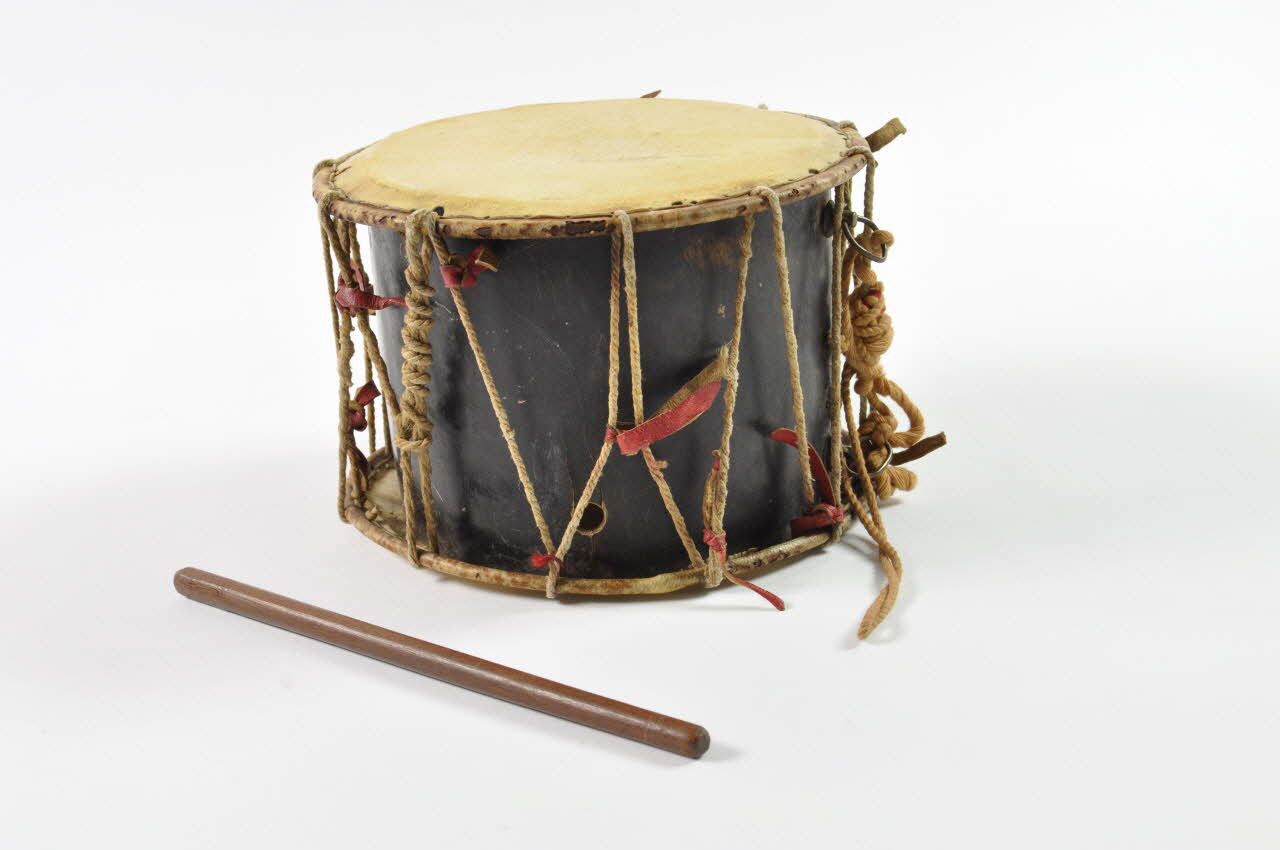 TAMBOUR ET BAGUETTES tambouri 1963.60.33.1-2 Photo Mucem