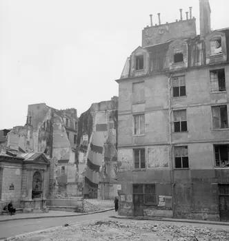 Pierre Soulier photographie MNATP. Enquête sur le décor des boutiques parisiennes conduite par Pierre Soulier (1945-1950) Ile-de-France, France 1945/5/19 Ph.1945.67.2 Photo