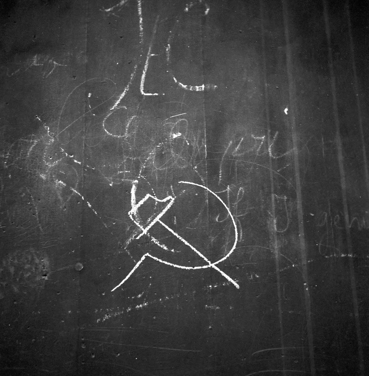 Pierre Soulier photographie MNATP. Enquête sur le décor des boutiques parisiennes conduite par Pierre Soulier (1945-1950) Ile-de-France, France 1945/5/19 Ph.1945.67.3 Photo