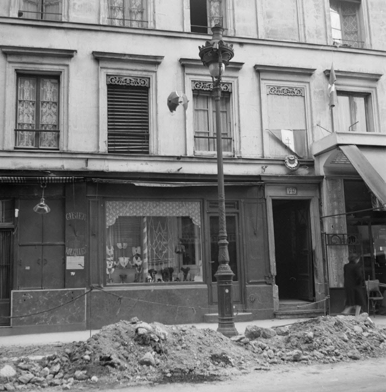 Pierre Soulier photographie MNATP. Enquête sur le décor des boutiques parisiennes conduite par Pierre Soulier (1945-1950) Ile-de-France, France 1945/5/23 Ph.1945.67.75 Photo