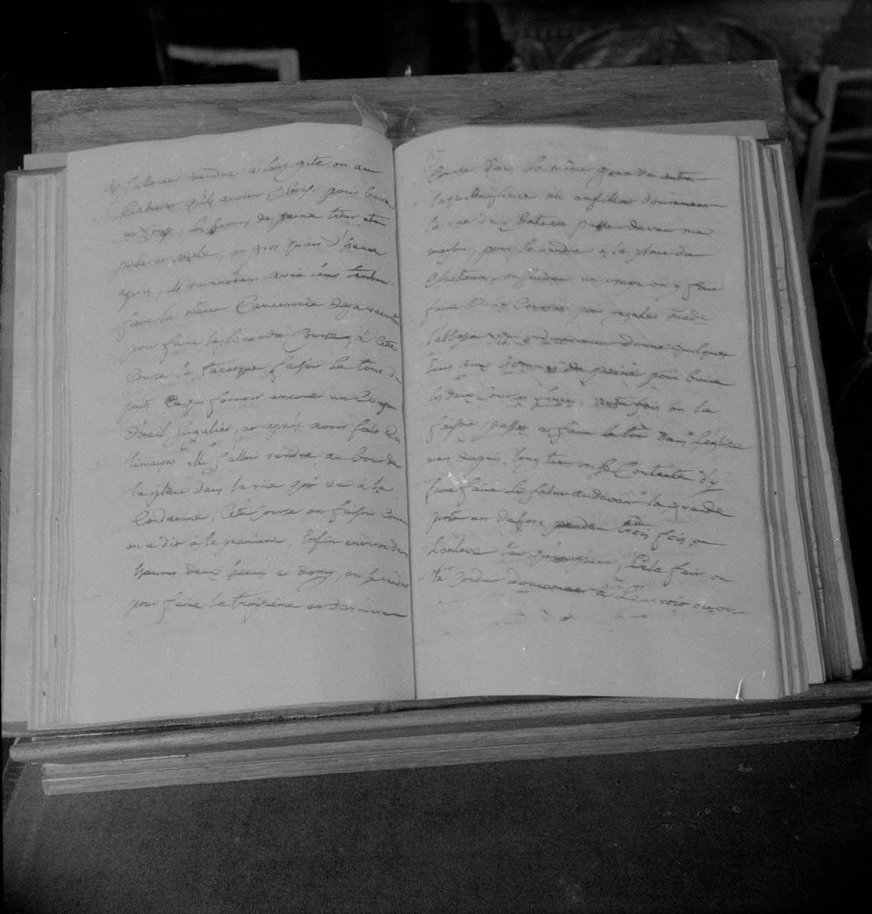 Anonyme photographie Bibliothèque Arbaud. Manuscrit Provence-Alpes-Côte d'Azur, France 1946 Ph.1946.122.15 Photo