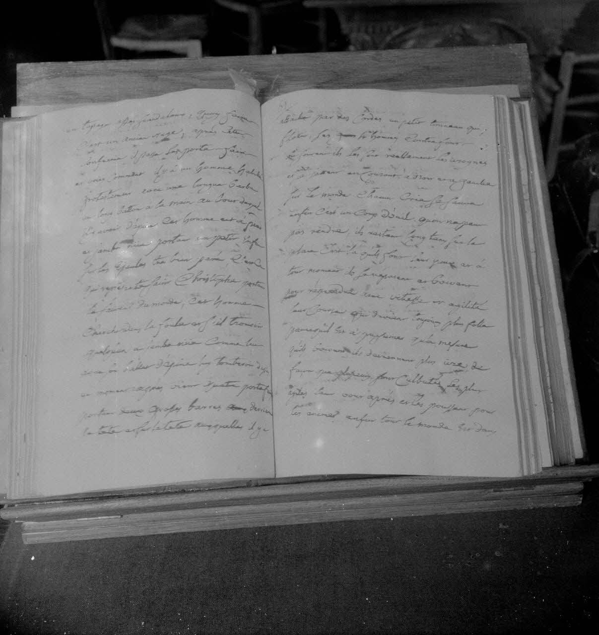 Anonyme photographie Bibliothèque Arbaud. Manuscrit Provence-Alpes-Côte d'Azur, France 1946 Ph.1946.122.19 Photo