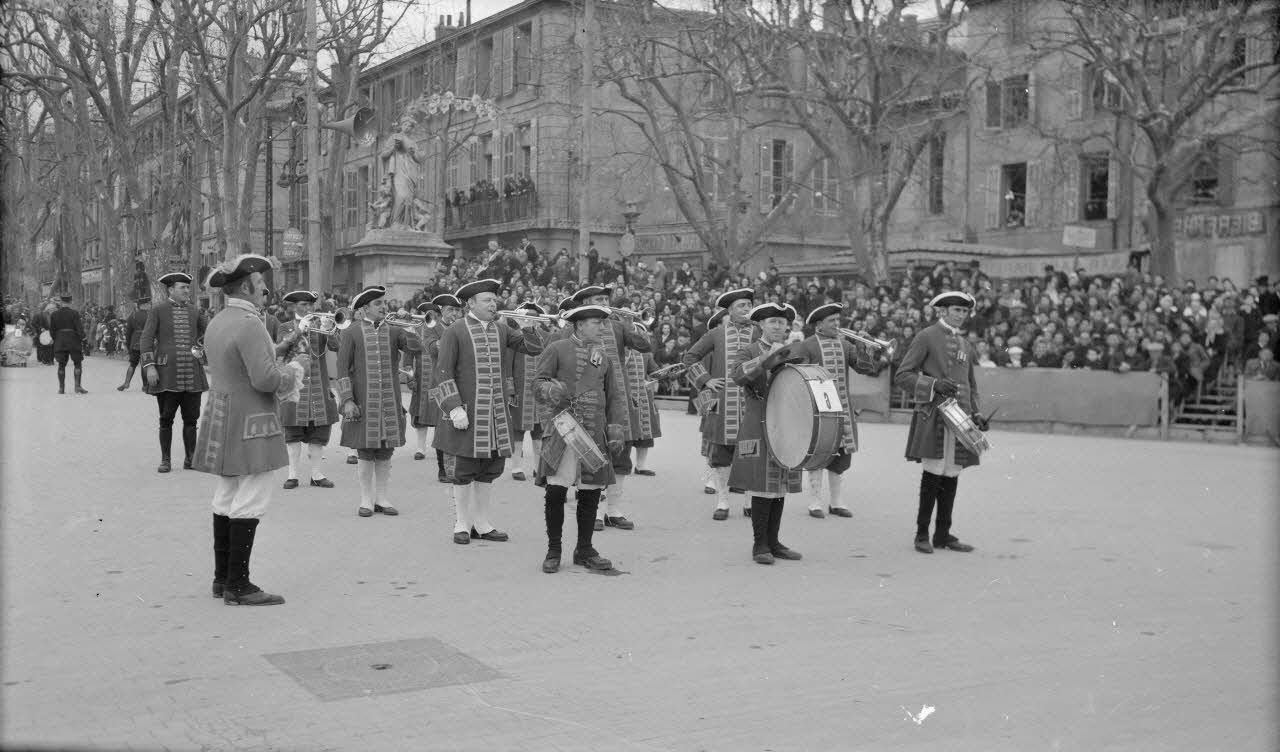 Molinard photographie Groupe musical : union des trompettes aixoise Provence-Alpes-Côte d'Azur, France 1946/3/3 Ph.1946.76.22 Photo