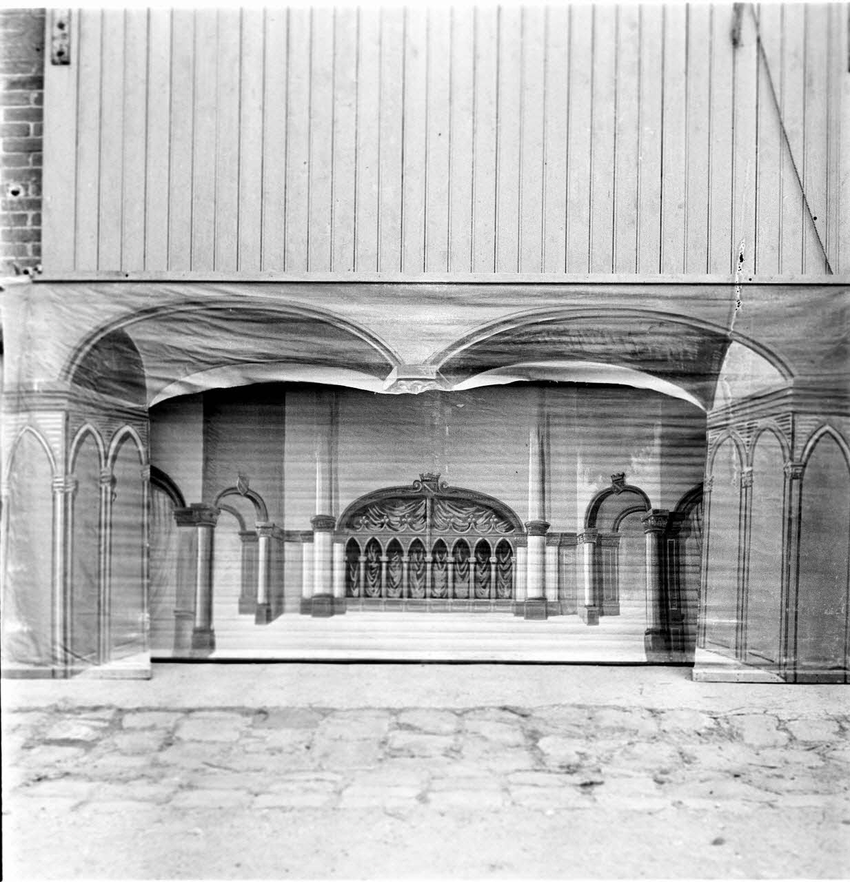 Pierre Soulier photographie MNATP. Enquête sur les théâtres de marionnettes conduite par Pierre Soulier (1944-1950) Centre, France 1947 Ph.1947.43.101 Photo