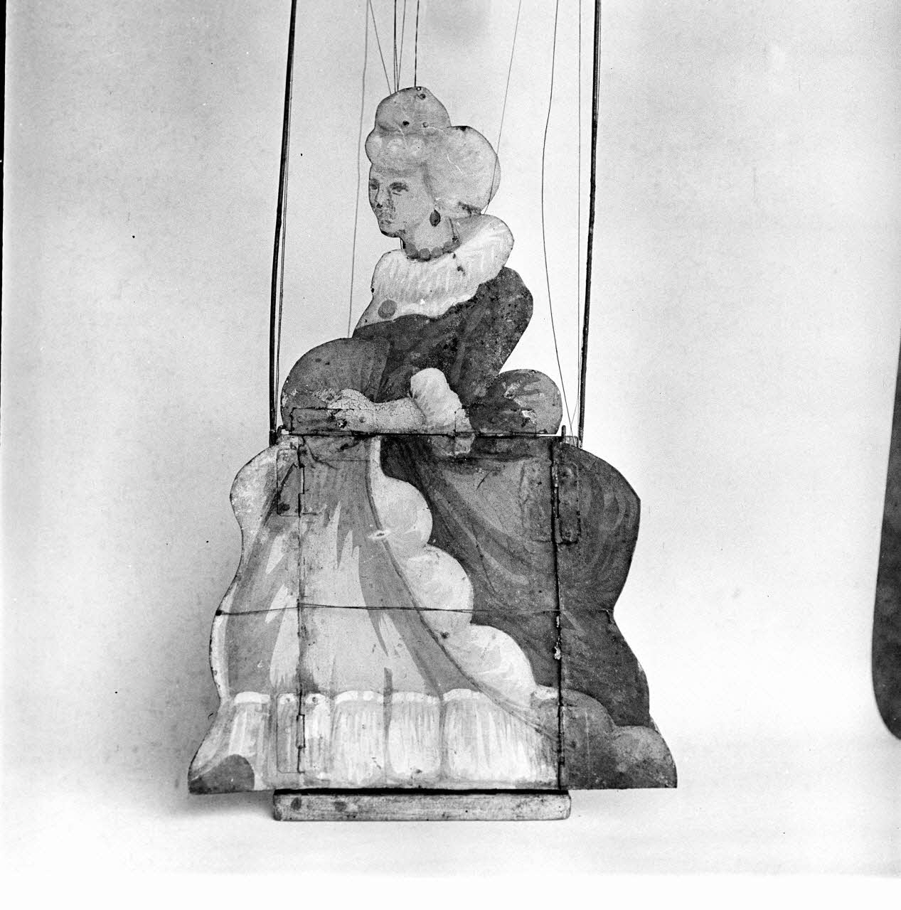 Pierre Soulier photographie MNATP. Enquête sur les théâtres de marionnettes conduite par Pierre Soulier (1944-1950) Centre, France 1947 Ph.1947.43.11 Photo