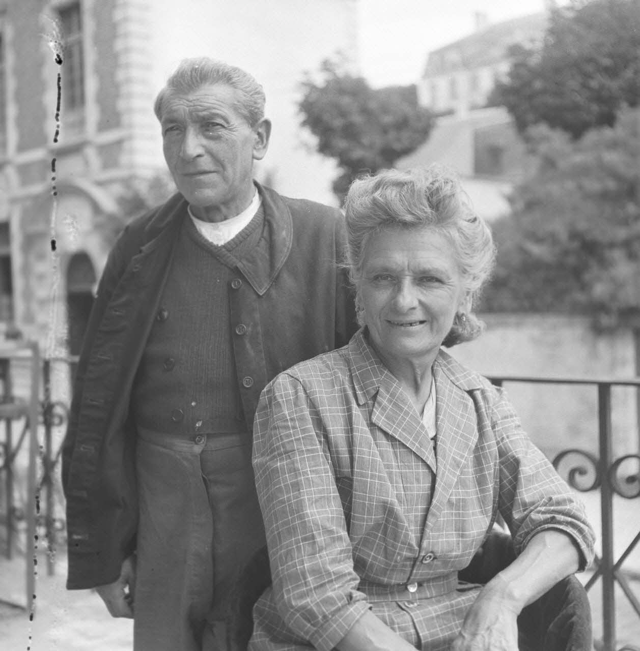 Pierre Soulier photographie MNATP. Enquête sur les théâtres de marionnettes conduite par Pierre Soulier (1944-1950) Centre, France 1947 Ph.1947.43.110 Photo Mucem / Pierre Soulier