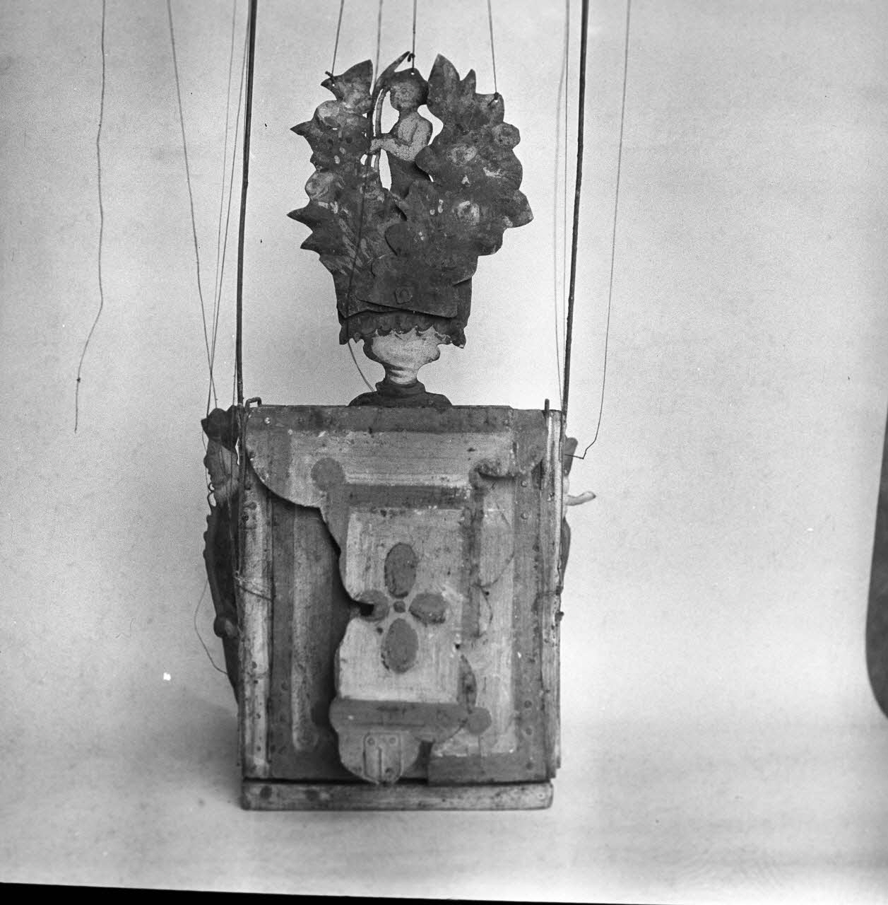 Pierre Soulier photographie MNATP. Enquête sur les théâtres de marionnettes conduite par Pierre Soulier (1944-1950) Centre, France 1947 Ph.1947.43.12 Photo