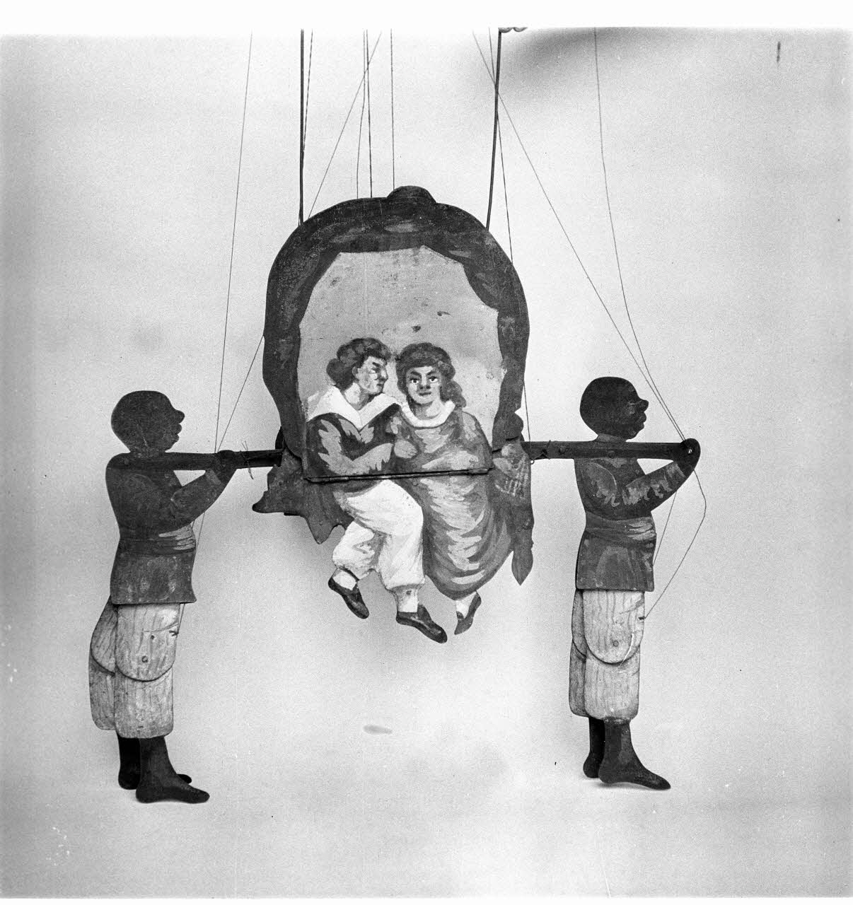 Pierre Soulier photographie MNATP. Enquête sur les théâtres de marionnettes conduite par Pierre Soulier (1944-1950) Centre, France 1947 Ph.1947.43.38 Photo