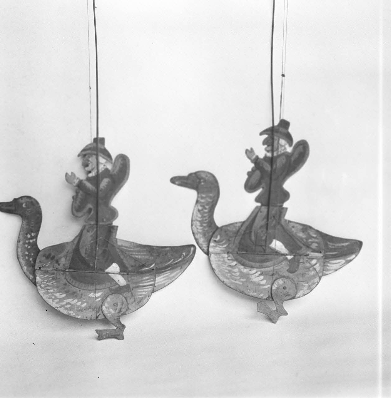 Pierre Soulier photographie MNATP. Enquête sur les théâtres de marionnettes conduite par Pierre Soulier (1944-1950) Centre, France 1947 Ph.1947.43.4 Photo Mucem / Pierre Soulier