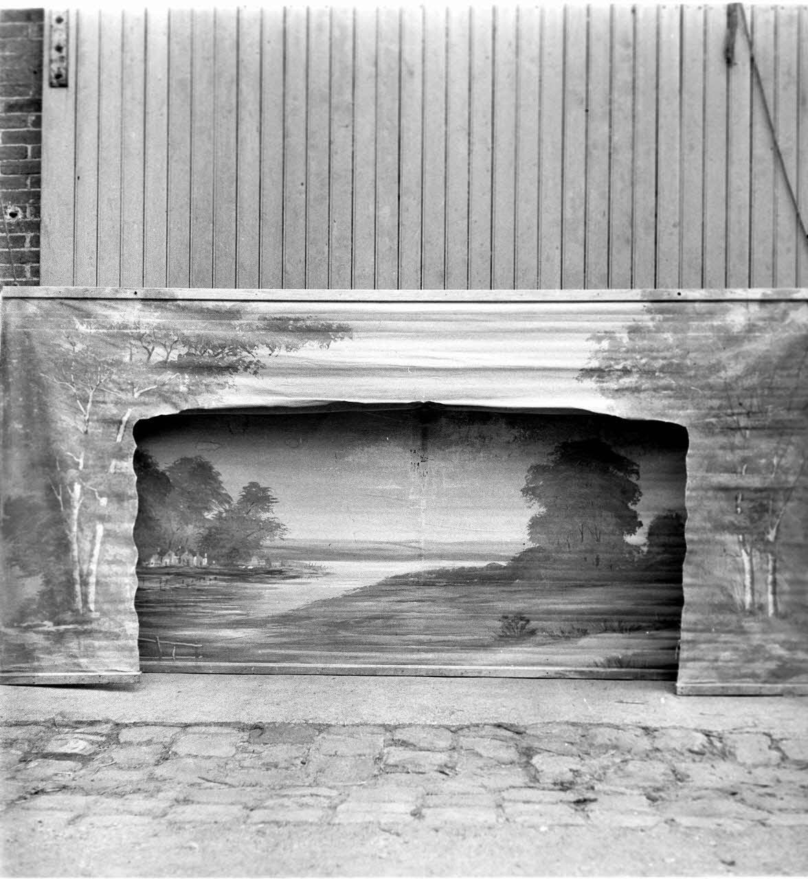 Pierre Soulier photographie MNATP. Enquête sur les théâtres de marionnettes conduite par Pierre Soulier (1944-1950) Centre, France 1947 Ph.1947.43.95 Photo