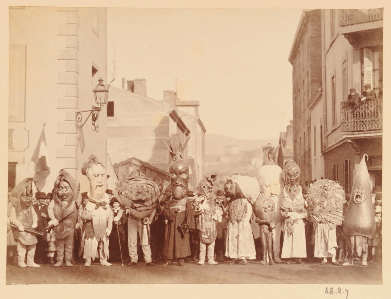 Bellotti ; Danièle Adam photographie Album Boulin (Bellotti) Rhône-Alpes, France 1885/8/2 Ph.1948.2.7 Photo