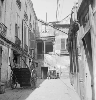 Pierre Soulier photographie Enquête sur le décor des boutiques parisiennes conduite par Pierre Soulier (1945-1950) Ile-de-France, France 1949/5/1-1949/7/31 Ph.1949.43.265 Photo
