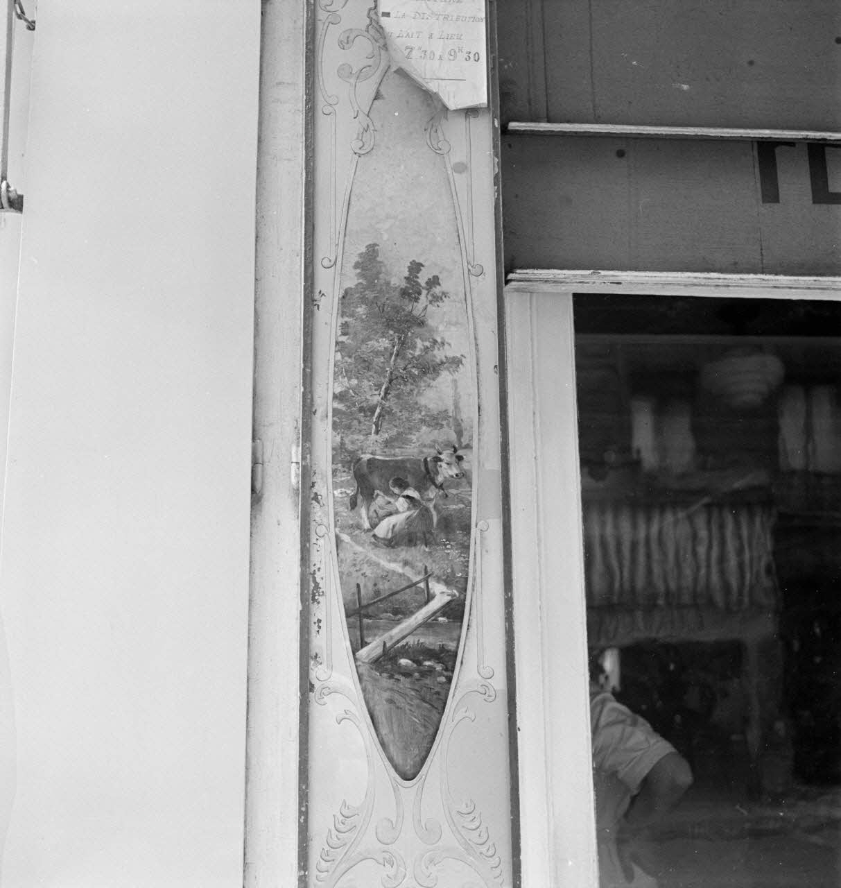 Pierre Soulier photographie Enquête sur le décor des boutiques parisiennes conduite par Pierre Soulier (1945-1950) Ile-de-France, France 1949/5/1-1949/7/31 Ph.1949.43.550 Photo