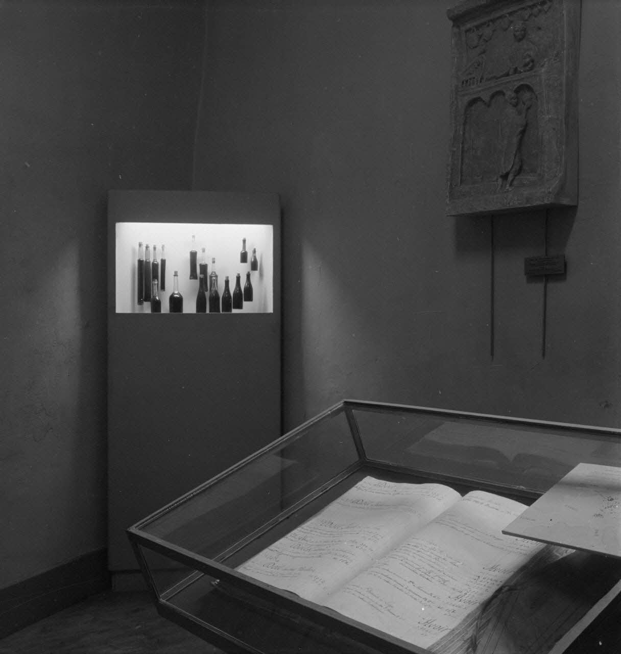 Jacques Barré photographie MNATP. Enquête sur la viticulture en Bourgogne (1946 - 1950) ; Musée du vin de Bourgogne Bourgogne, France 1950/01/01 Ph.1950.55.12 Photo