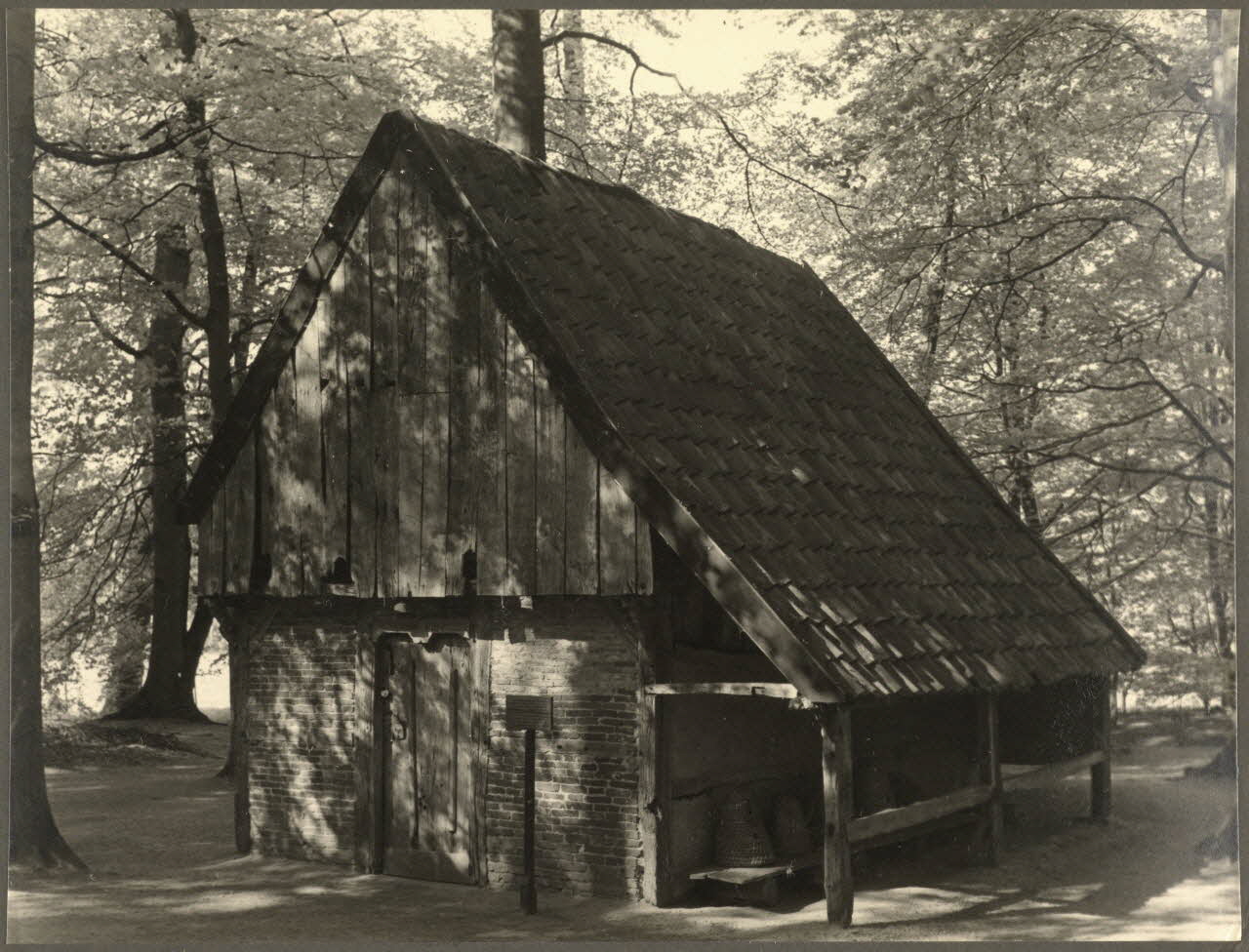Anonyme photographie Album du Musée hollandais de plein air d'Arnhem ; Arnhem : musée hollandais de plein air Province d'Overijssel, Pays-Bas 1950/10/18 Ph.1951.1.5 Photo