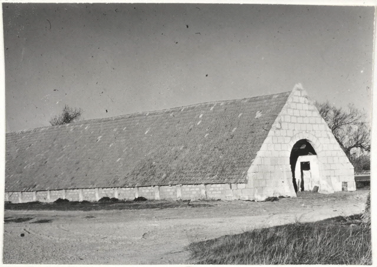 Y. Boisson photographie Mas Giraud : bergerie Provence-Alpes-Côte d'Azur, France 1962 Ph.1962.111.69 Photo Mucem / Boisson , Y.