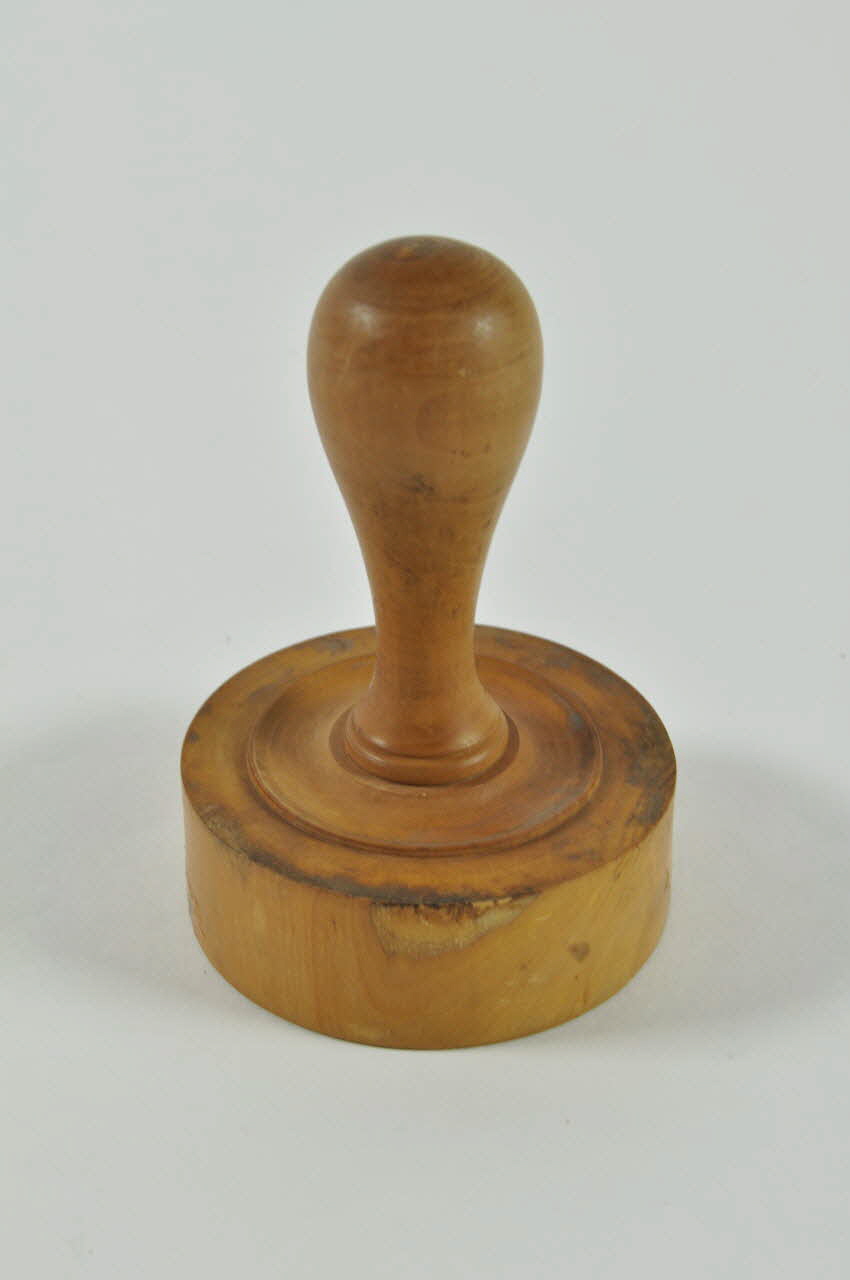 moule à beurre 1963.90.431 Photo Mucem