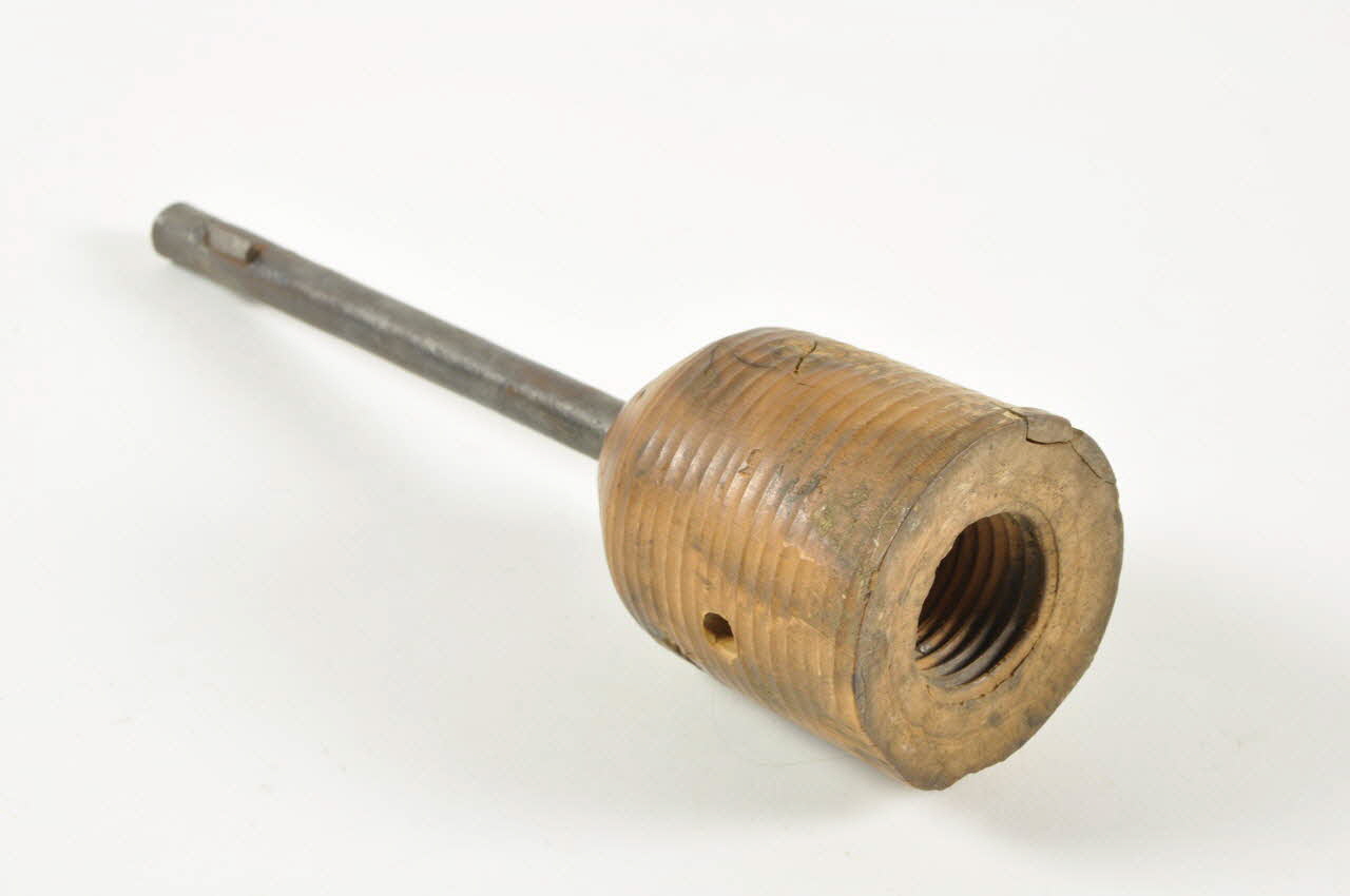 toupie à lancer 1963.90.97 Photo Mucem