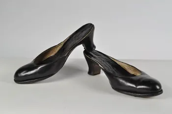 PAIRE DE MULES DMH1963.67.128.9.1-2 Photo Mucem