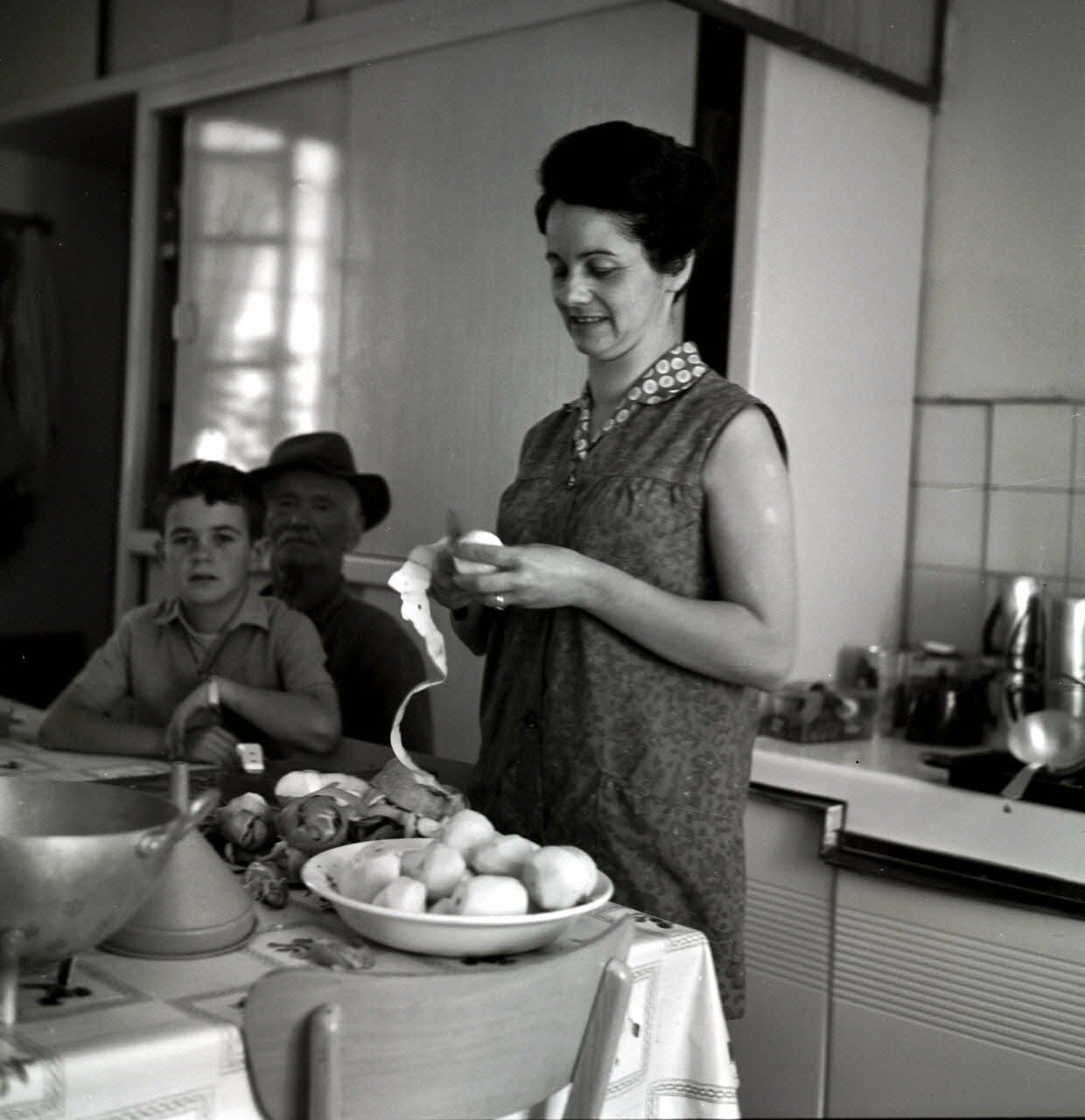 Bernard Lortat-Jacob photographie Madame P. Einrichi née Landra, chanteuse Provence-Alpes-Côte d'Azur, France 1967/8/15 Ph.1967.109.19  Photo