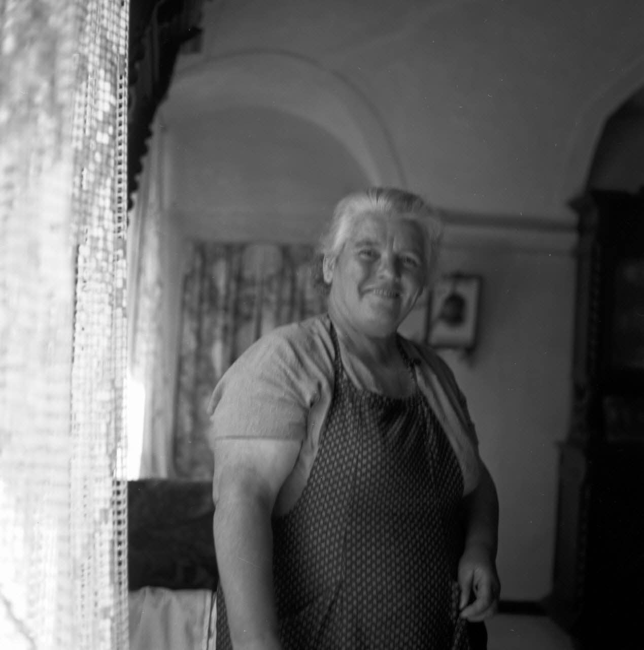 Bernard Lortat-Jacob photographie Madame Rina Carletto, chanteuse Provence-Alpes-Côte d'Azur, France 1967/8/15 Ph.1967.109.20 Photo