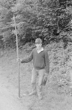 Claudie Marcel-Dubois photographie MNATP. Recherches coopératives sur programme sur le Châtillonnais (1966-1968). Mission d'ethnomusicologie 3 B. Claudie Marcel-Dubois et Maguy Andral. Bourgogne, France 1967/6/2 Ph.1967.88.8 Photo