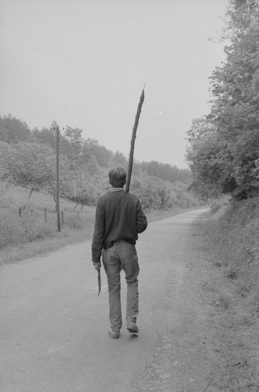 Claudie Marcel-Dubois photographie MNATP. Recherches coopératives sur programme sur le Châtillonnais (1966-1968). Mission d'ethnomusicologie 3 B. Claudie Marcel-Dubois et Maguy Andral. Bourgogne, France 1967/6/2 Ph.1967.88.9 Photo