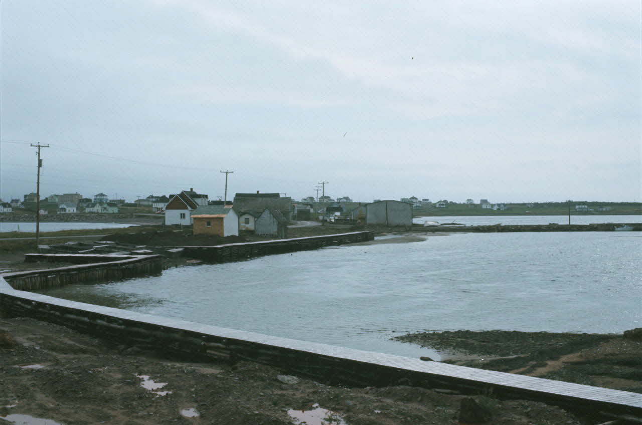 Jean Cuisenier photographie Enquête conduite par Jean Cuisenier au Québec (septembre 1976) Province du Québec, Canada 1976/9/1 Ph.1977.2.63 Photo