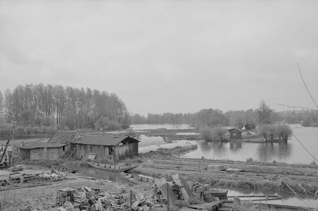 Jean Cuisenier photographie MNATP. Chantier 1425. Enquête sur l'architecture rurale de la France (1968 - 1990) Nord-Pas-de-Calais, France 1982/5/3 Ph.1982.324.29 Photo