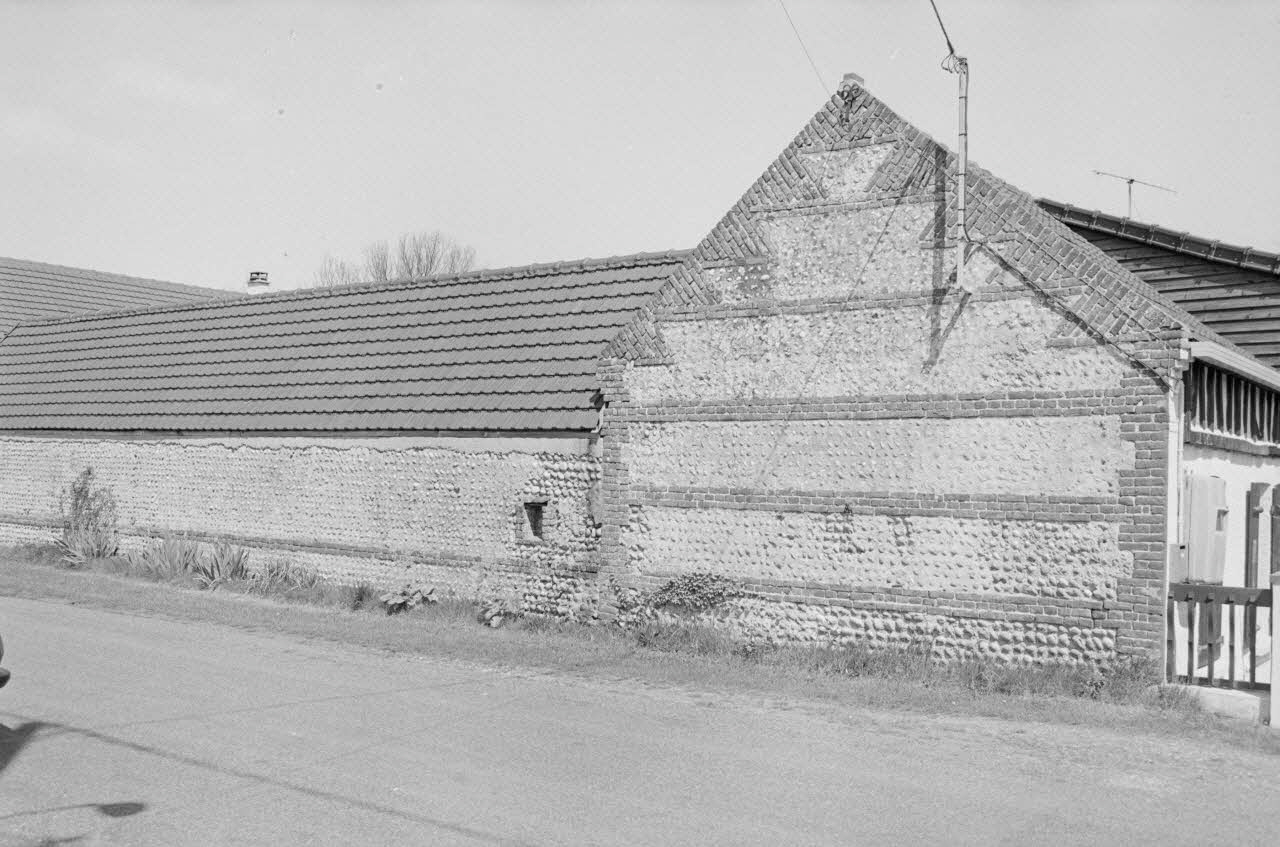 Jean Cuisenier photographie MNATP. Chantier 1425. Enquête sur l'architecture rurale de la France (1968 - 1990) Picardie, France 1982/5/3 Ph.1982.325.12 Photo