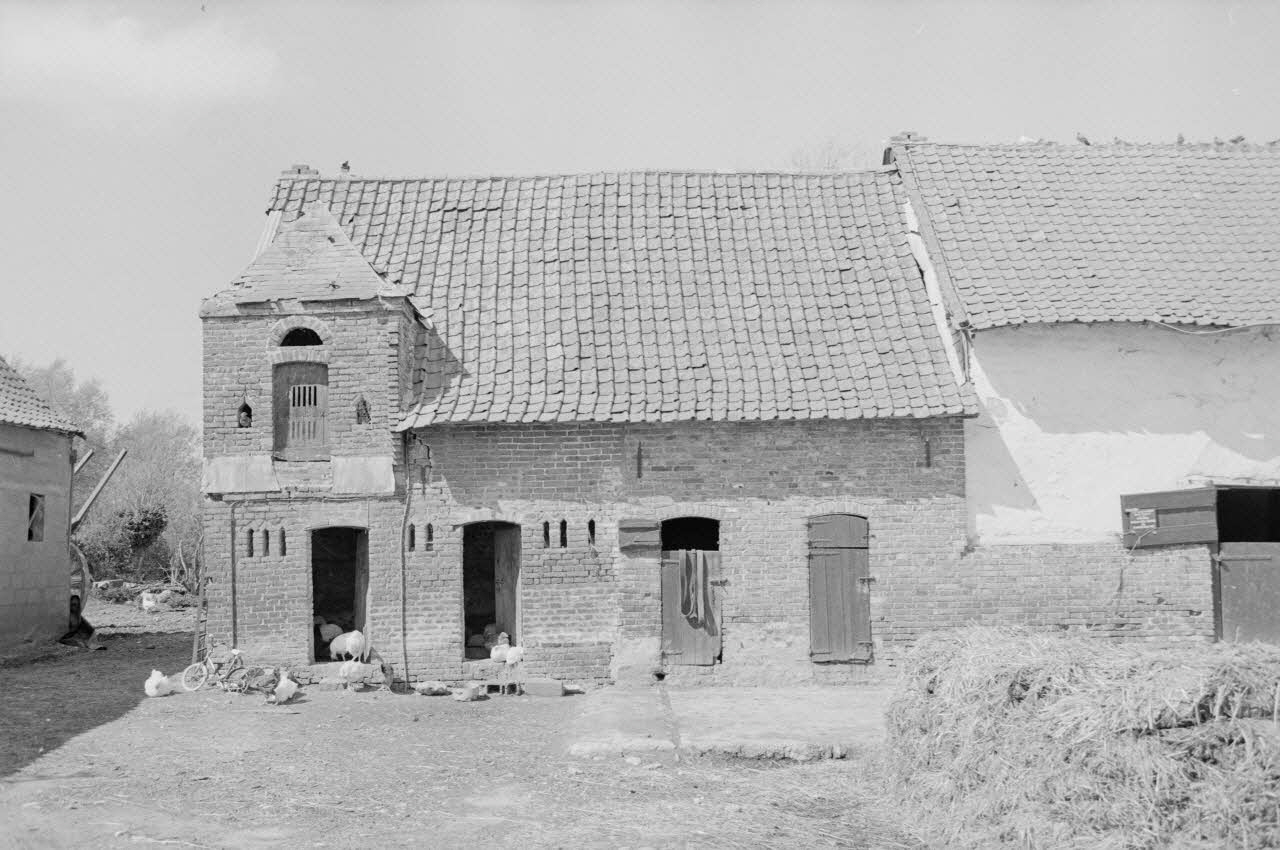 Jean Cuisenier photographie MNATP. Chantier 1425. Enquête sur l'architecture rurale de la France (1968 - 1990) Picardie, France 1982/5/3 Ph.1982.325.26 Photo