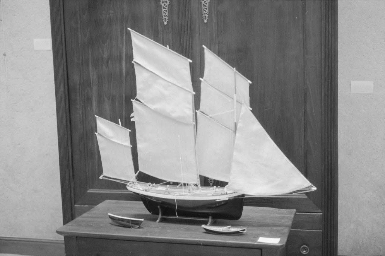 Jean Cuisenier photographie Enquête conduite par Jean Cuisenier au Musée de Cancale (du 10 au 15 septembre 1982) Bretagne, France 1982/9/10 Ph.1983.30.2 Photo