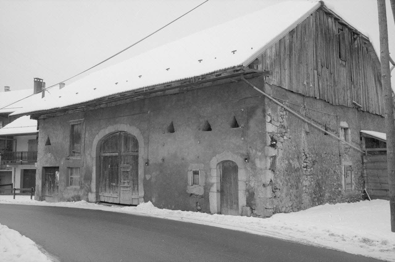Jean Cuisenier photographie MNATP. Chantier 1425. Enquête sur l'architecture rurale de la France (1968 - 1990) Rhône-Alpes, France 1983/2/12 Ph.1983.302.14 Photo