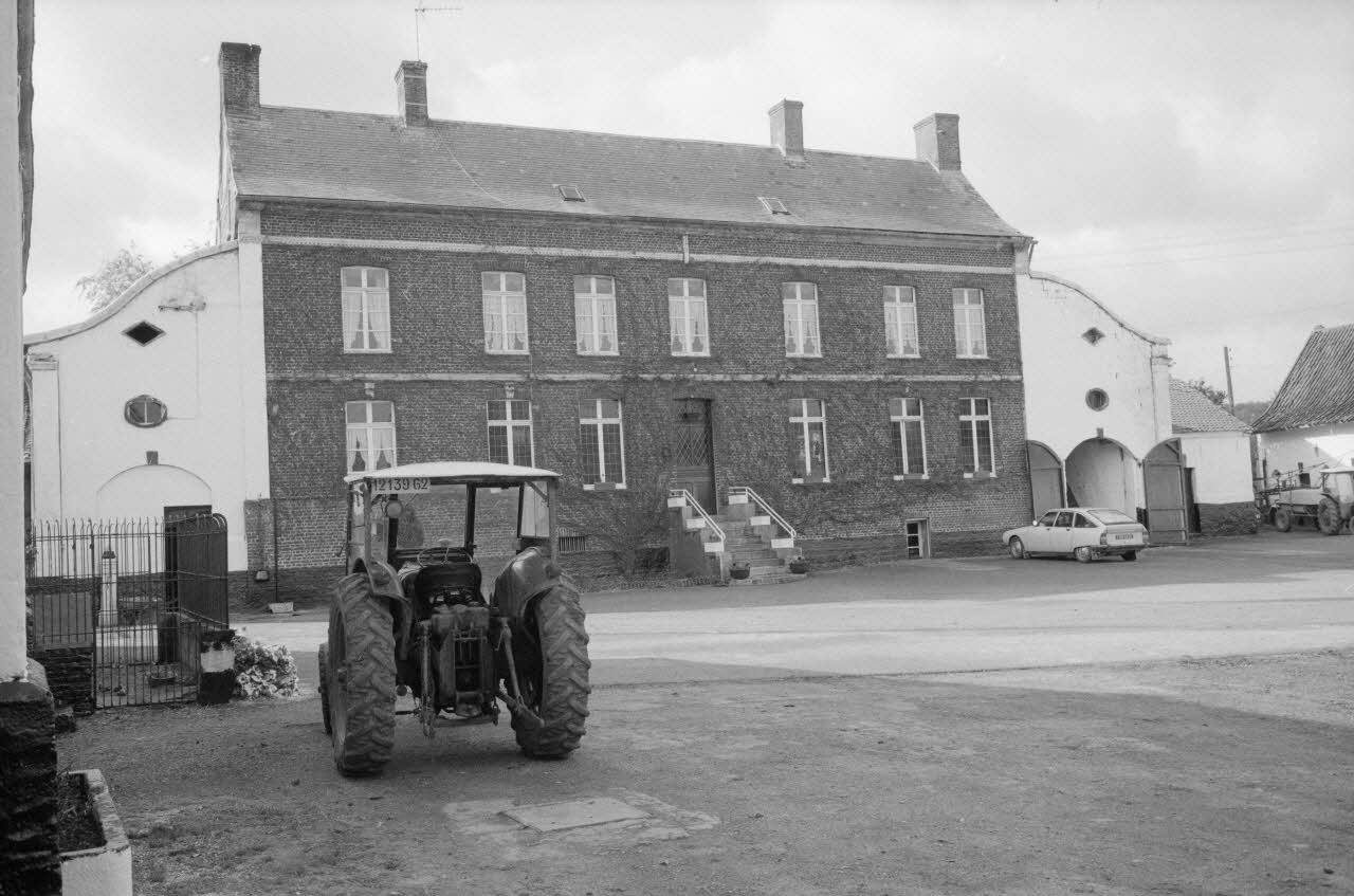 Jean Cuisenier photographie MNATP. Chantier 1425. Enquête sur l'architecture rurale de la France (1968 - 1990) Nord-Pas-de-Calais, France 1983/5/16 Ph.1983.312.35 Photo